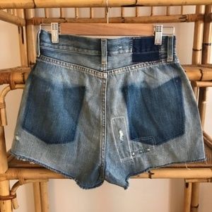Levi’s Vintage High-Rise Jean Shorts - sz 28